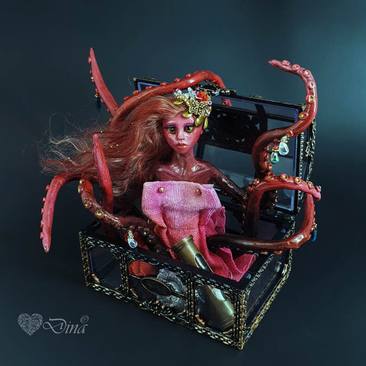 Octopus Art Doll red - fantasy OOAK art doll in jewelry box